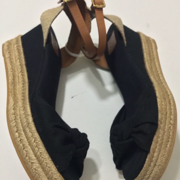 TORY BURCH Knotted Bow Wedge Sandal Black Tan 40 - Picture 6 of 9